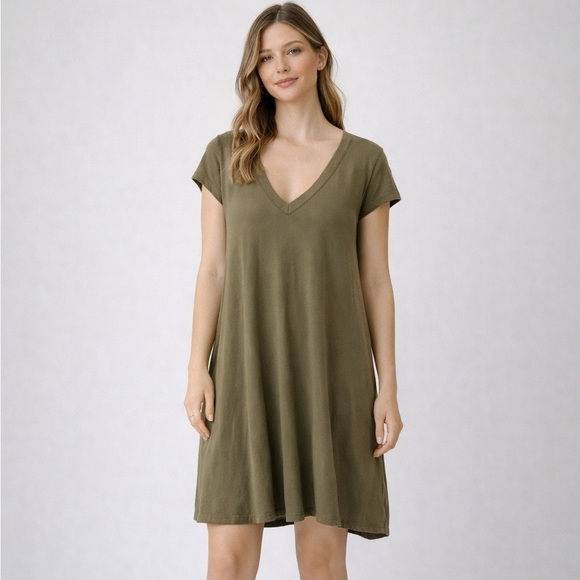 Current/Elliott Dresses & Skirts - Current/Elliott The V Neck Trapeze Dress